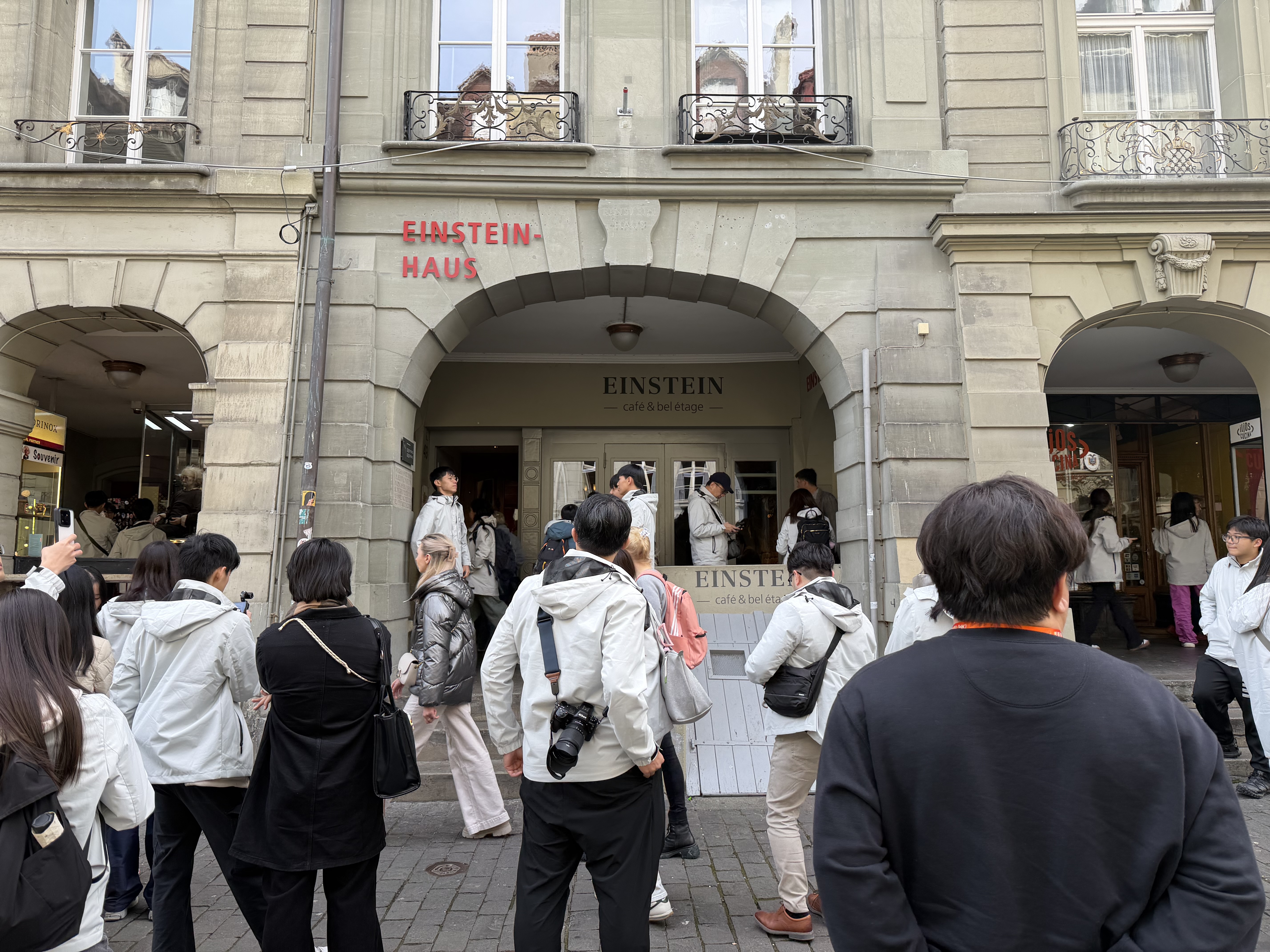 Zurich & Bern City Tour